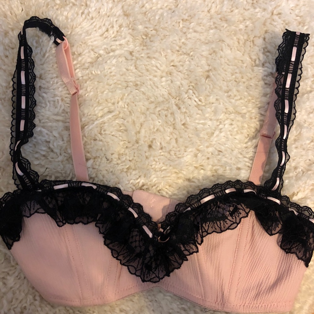 Chantal Thomas Bra 34C